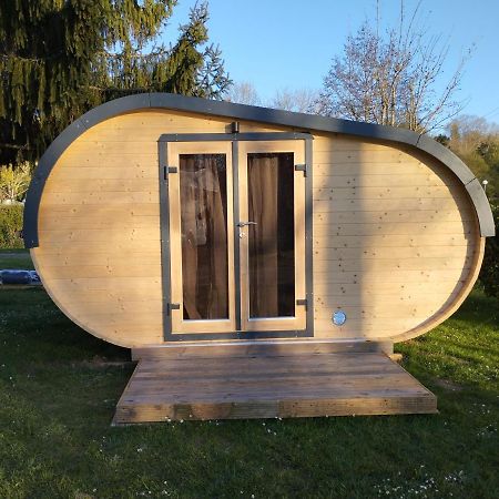 Camping Des Ribieres Confolens Exterior photo